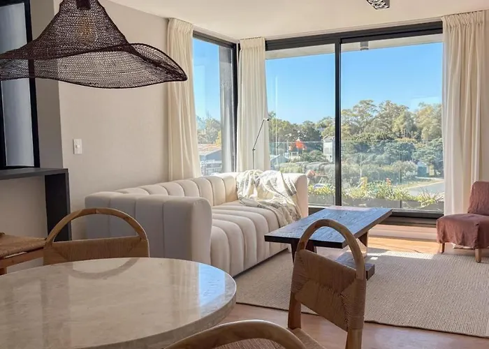 Exceptional Apartment 4 Minutes From Carrasco Airport